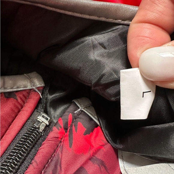 THE DOG BOX Reflective Dog Vest in Red Camouflage - Picture 10 of 13